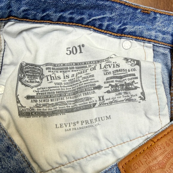 Levi's Premium 501 '90s Jeans Womens 31x30 Light Wash Blue Straight Leg Big E - Picture 5 of 13